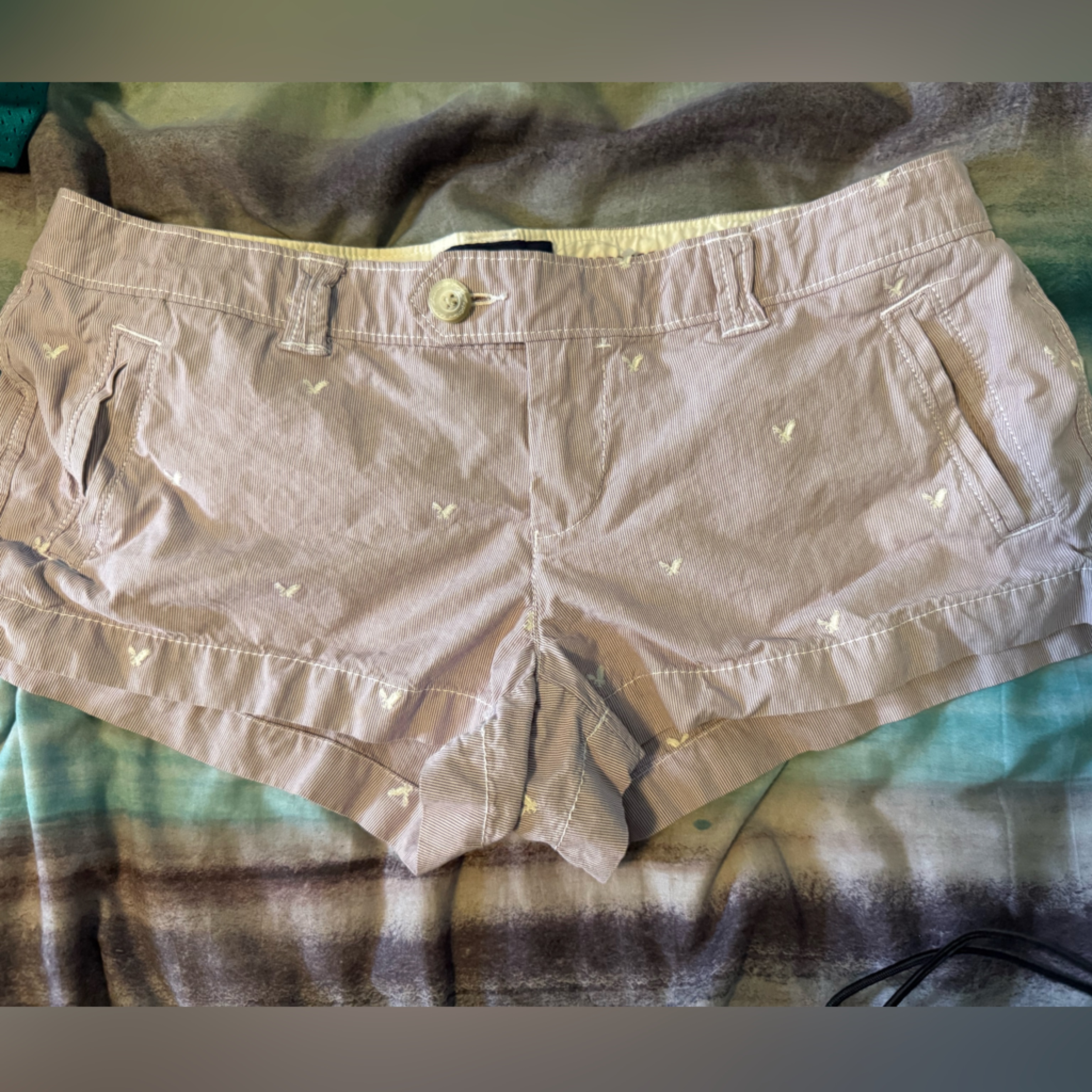 Women's Ae Maroon & White Shorts Size 8 New W/O Tags